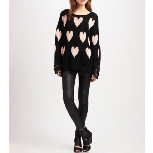 💥ICONIC💥WILDFOX All Over LOVE Distressed Lennon Sweater in Black & Pink - Picture 9 of 13